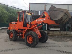 Фронтальный погрузчик Doosan sd200n